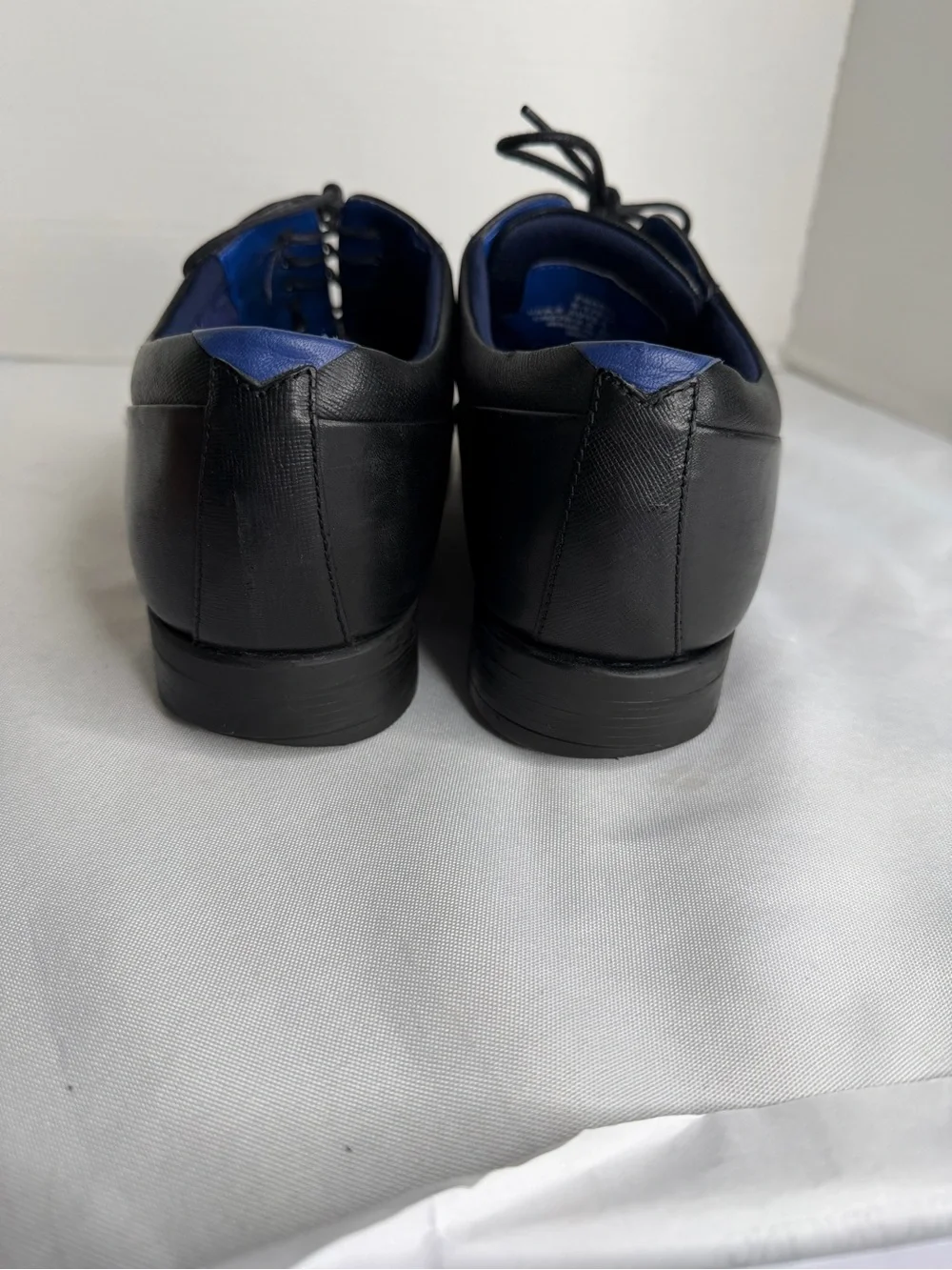 Ted Baker Murain Black Leather Cap-Toe Oxford Shoes. Size 10.